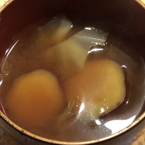 春キャベツとさつま芋の味噌汁